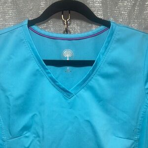 Healing Hands Light Blue V-Neck Scrub Top